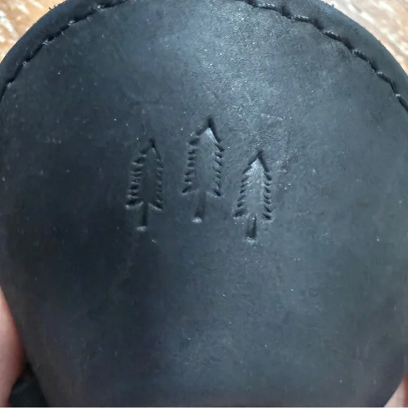 Portland Leather Goods Black Fortune Cookie Keychain Pouch / Change Purse EUC - Picture 6 of 6